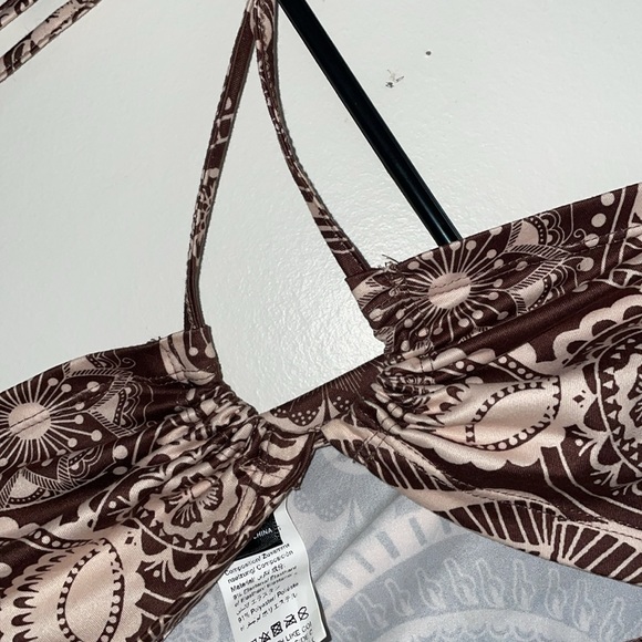 Brown and Tan Paisley Versatile Tie Front Cropped Top - Picture 3 of 5